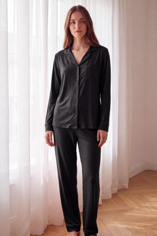 Pyjama ouvert ultra doux , noir à pois lurex .